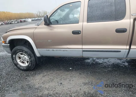 2000 Dodge Dakota Slt/Sport from USA, damaged, VIN 1B7GG2AN2YS636242